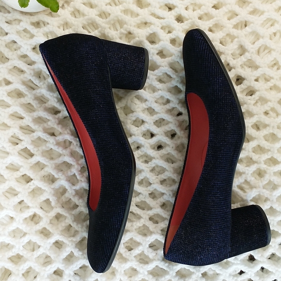 Pas de Rouge Shoes - Pas De Rouge Kitten Heels Size 9 Shimmer Navy Blue Corduroy Pumps